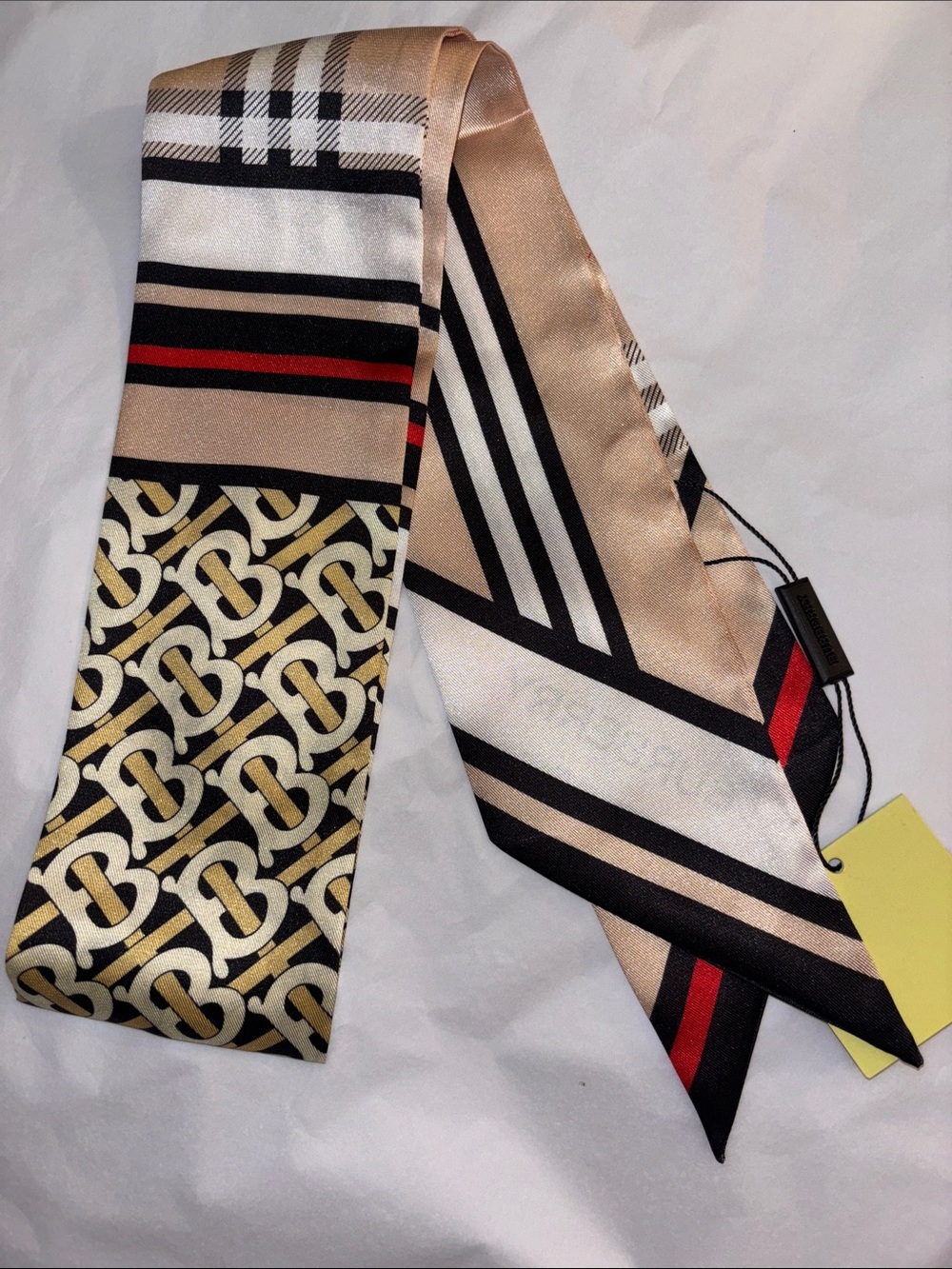 Brand New !! 100 % silk Beige, Black & Red Monogram and Check Silk Twilly - Picture 4 of 4